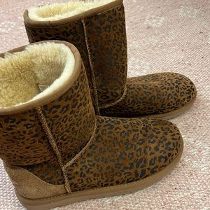 cheetah ugg’s!